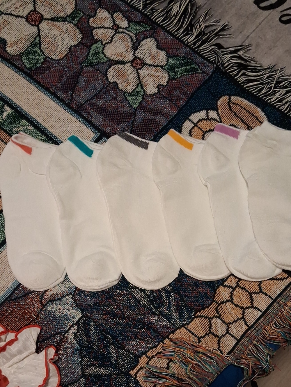 Women's White No-Show Athletic Socks with Colored Heel Tabs